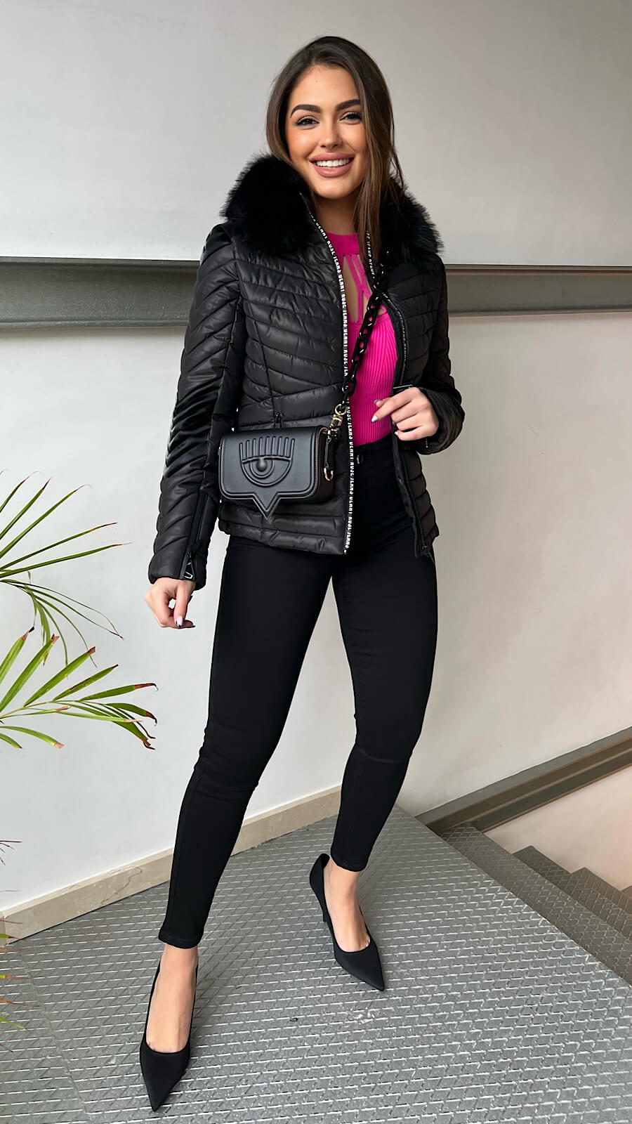 Top Rosa Escote Estilo Red - Imagen 9