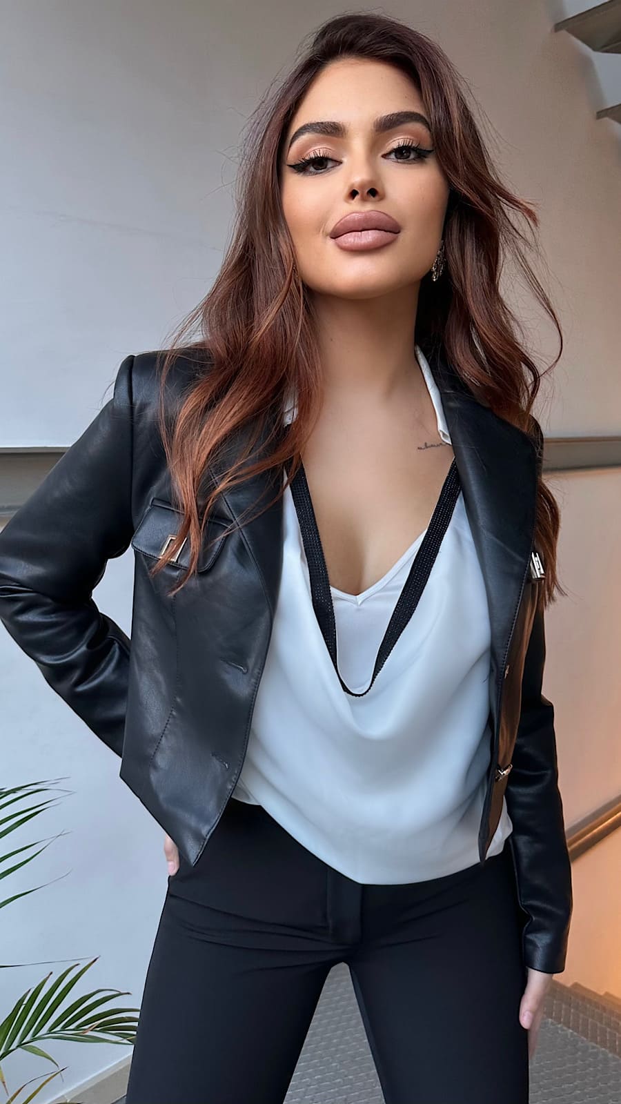 Pantalón Negro Sastre Flare Premium - Imagen 4