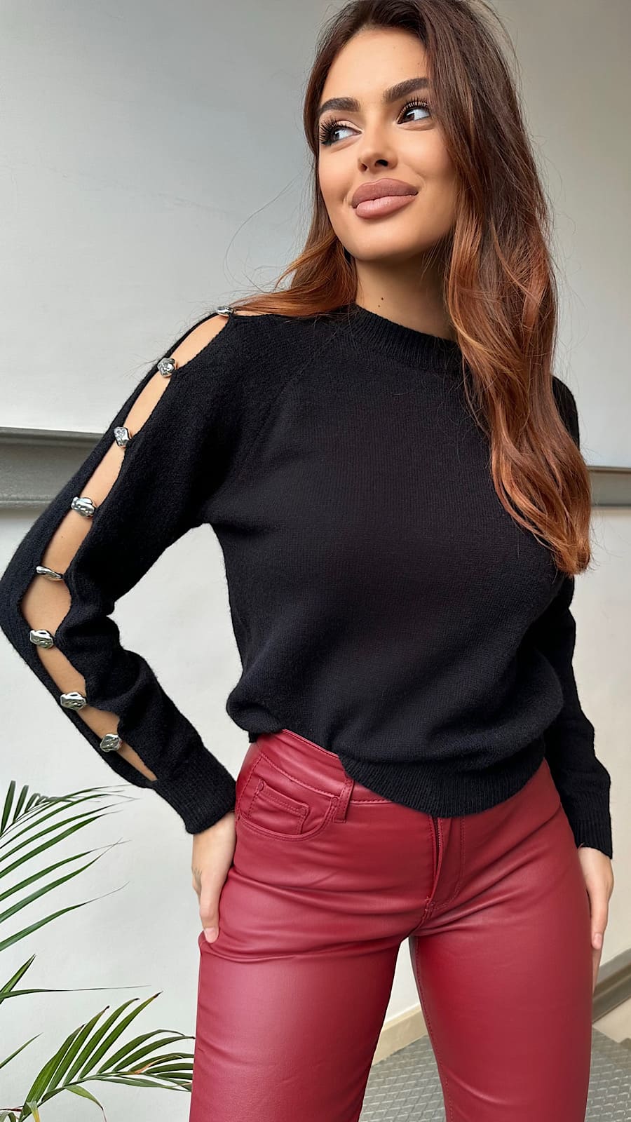 Suéter Negro Aberturas Plata