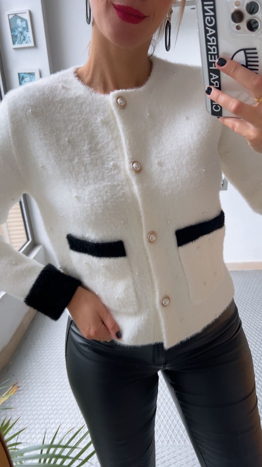 Cárdigan Perlas Chanel Black&White - Imagen 3