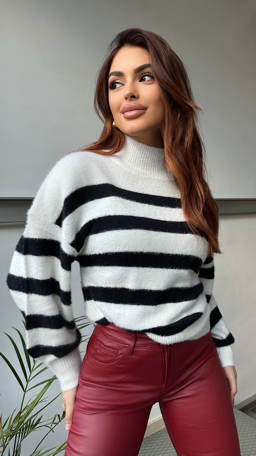 Sueter Blanco y Negro Extra Suave - Imagen 3